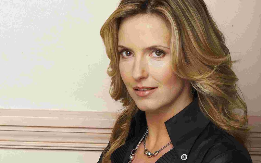 Penny Lancaster HD Wallpapers