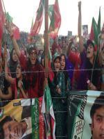 Imran Khan fans at Sialkot Jalsa