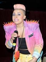 Courtney Rumbold HD Wallpapers