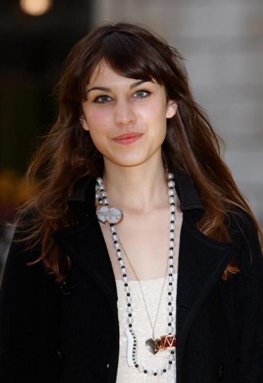 Alexa Chung Profile, BioData, Updates and Latest Pictures | FanPhobia ...