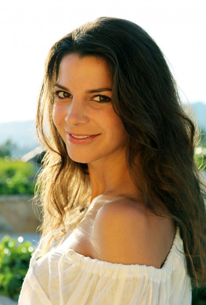 Maike Billitis Profile, BioData, Updates and Latest Pictures