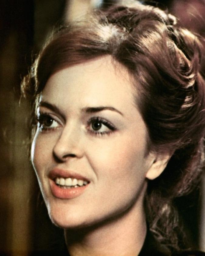 Evelyne Buyle
