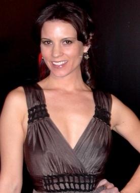 Leah Cairns