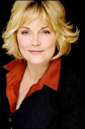 Beverly Leech