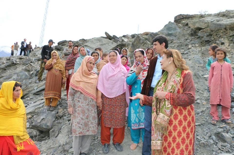 MLA Rani Atiqa Ghazanfar, visited the flood affected area of Oshikhand