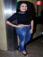 Neha Kakkar Jeans