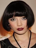 Daisy Lowe