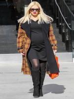 Gwen Stefani Pregnant