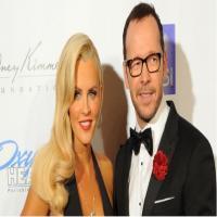 Jenny McCarthy and Donnie Wahlberg got engaged