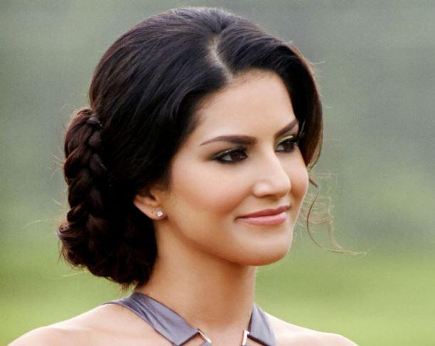 Sunny Leone to Host Splitsvilla Season 7