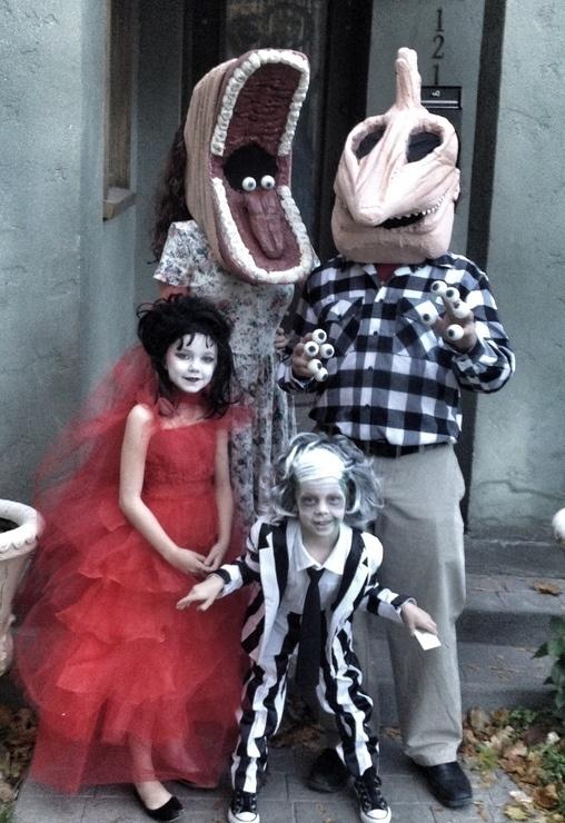 Beetlejuice Family - 2012 Halloween Costume Contest Totally Awesome