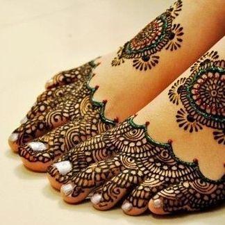 Stunning Henna tattops