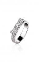 1932 ring in 18k white gold and diamonds