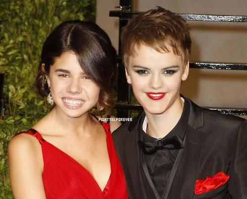 hahahhahahah. selena gomez and justin bieber switched faces