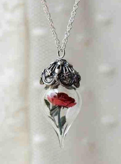 Just like Beauty and the Beast.. Best Necklace Design