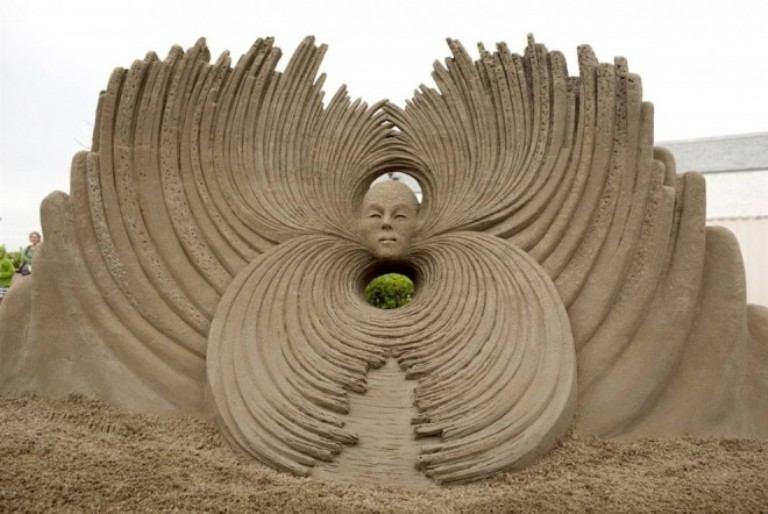 Amazing art of sand