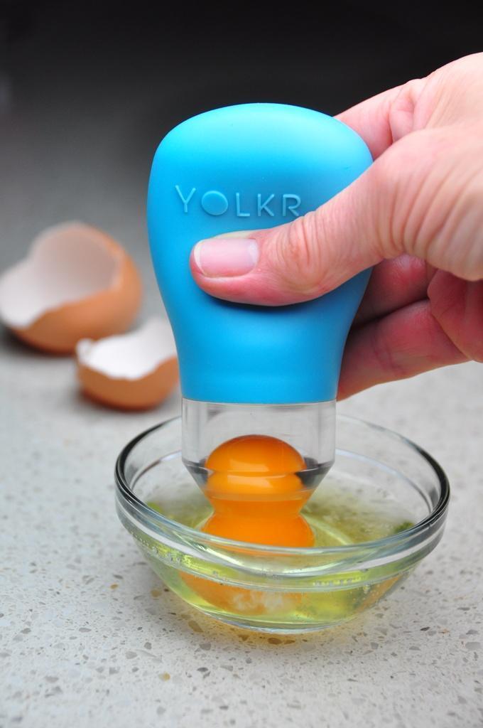 Yolkr - egg separator.