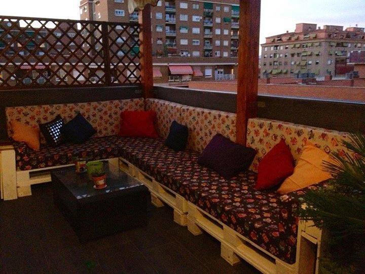 Beautiful terrace Design made from pallets