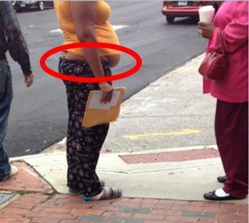 Epic Fashion Fail Butt Crack big Stomach