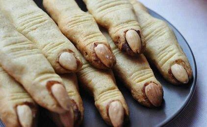 Does anyone want some witch finger cookies