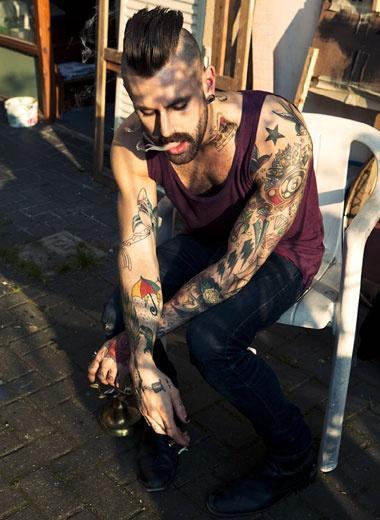 tats and a tank