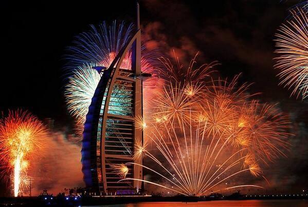 Dubai New Year Lightining Photos