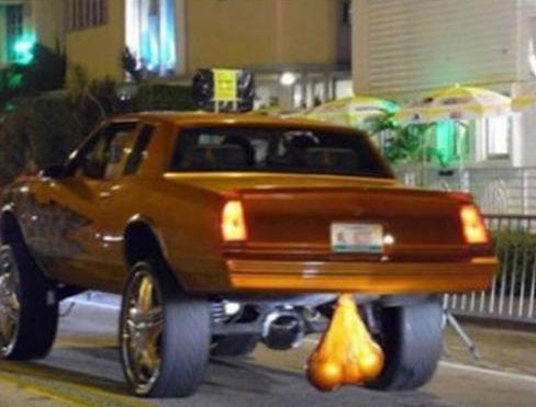This Car Is Totally Nuts -- hilarious jokes funny pictures walmart fai